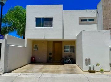 Casa en condominio de 3 habitaciones, Aguascalientes · Rmc - ¡Tu Nuevo Hogar Te Está Esperando en La Querencia!
