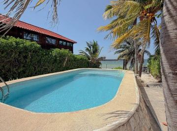 Casa de 3 habitaciones, Telchac Puerto · Casa Frente Al Mar en Telchac | 12.5 m de Playa | Piscina, Jacuzzi | Mnt |