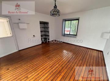 Casa · 214m² · 3 Recámaras · 2 Estacionamientos · Casa en Renta en San Diego Churubusco, Coyoacan Jl 27 - 840.