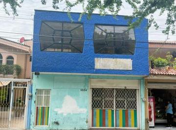 Casa · 221m² · 4 Recámaras · Casa en Venta Adaptada Para Kinder en Jardines de San Francisco $2’420,000 Pesos