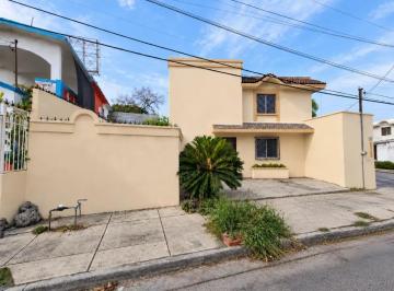 1 · Casa en Renta en Rincón de Guadalupe.