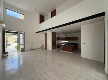 Casa · 250m² · 4 Recámaras · 2 Estacionamientos · Casa en Venta en Progreso de Castro Centro