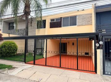 Casa de 4 habitaciones, Zapopan · Residencia en Renta Ideal Para Oficinas o Casa Habitacion en Fraccionamiento San Ignacio