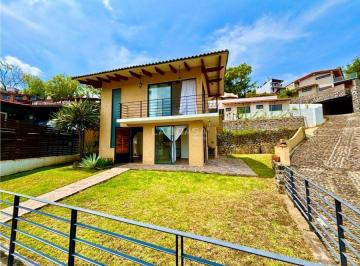 Casa de 3 habitaciones, Valle de Bravo · Casa en Venta | Valle de Bravo | Costera