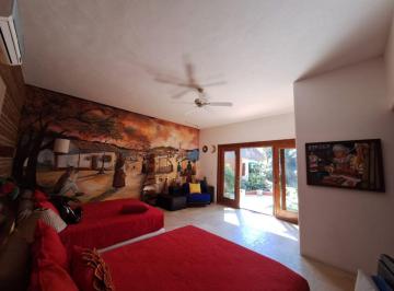 Casa de 8 habitaciones, Petatlán · Casa a Orilla del Mar en Playa Blanca