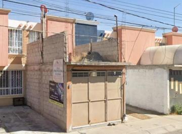 Casa de 2 habitaciones, Tecámac · Casa en Los Héroes Tecamac.