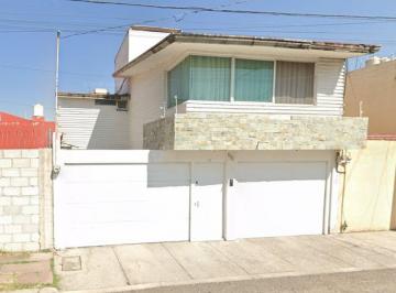 Casa de 4 habitaciones, Puebla · ¡Venta E Casa, en Recuperacion Banncaria!