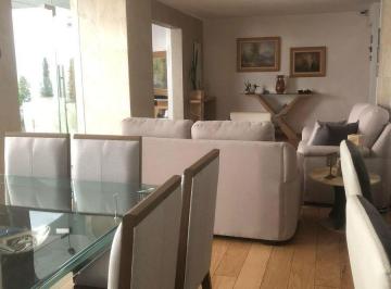 Casa · 9 Recámaras · 2 Estacionamientos · Casa en Venta con Uso de Suelo en Oxtopulco Universidad, Coyoacan