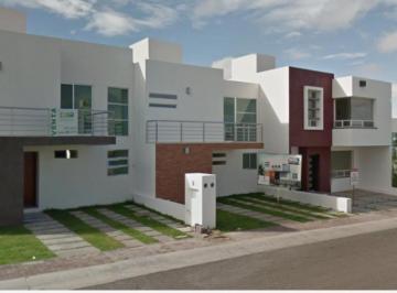 Casa en condominio de 3 habitaciones, El Marqués · Av Mirador de Las Ranas No. 65, Col. El Mirador El Márquez, Querétaro// Oportunidad de Inversion