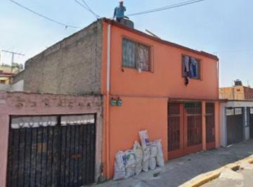 Casa de 3 habitaciones, Tlalnepantla de Baz · Casa E Venta en Tlanepantla Edo Mex
