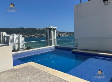 Departamento · 135m² · 3 Recámaras · 2 Estacionamientos · Departamento en Venta, de Tres Recamaras en Fraccionamiento Club Deportivo Acapulco