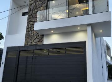 Casa · 185m² · 3 Recámaras · 2 Estacionamientos · Casa en Venta en Villa Rica Boca del Río | 3 Recámaras | $3.15 Mdp
