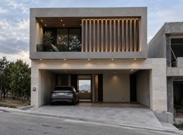 Casa de 3 habitaciones, Monterrey · Venta de Casa en Vistalta Zona Sur Monterrey N. L.