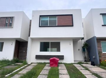 Casa en condominio de 3 habitaciones, Tlajomulco de Zúñiga · Excelente Casa en Venta en Fracc. Senderos de Monte Verde