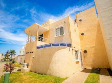 c75e26539431cebce35dfb927c54a325d21221b3d0ac3a46828677bbc05b8cf9 · Villa en Puente del Mar con Roof Garden