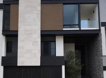 Casa de 5 habitaciones, Monterrey · Casa Nueva en Venta Colinas de San Jeronimo 3er Sector