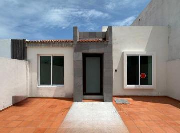 55388a2c7a88f68c561c05fca10a9ae4d1a1171bd14ba969be8533e4c7d244a0 · Casa en Venta en Veracruz con Roof Garden Fracc. Lomas del Mediterraneo