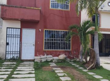 Fachada · Casa en Hacienda Real del Caribe