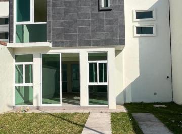 Casa de 3 habitaciones, Cuautla · Casa en Venta en Centro de Cuautla, Morelos