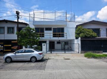 Casa de 3 habitaciones, Zapopan · Casa en Renta en Camino Real, Zapopan