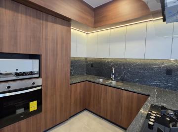 Casa · 180m² · 4 Recámaras · 2 Estacionamientos · Casa Venta Altozano Fraccionamiento Privado a 5 Minutos Centro Comercial Altozano