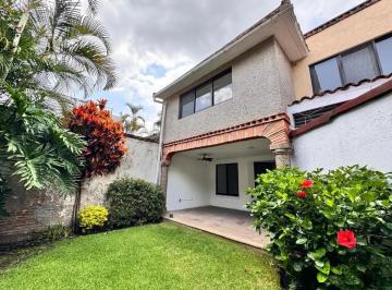 1 · Casa en Vista Hermosa | Condominio de Solo 6 Casas Frente a Río Mayo