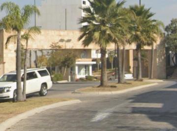 Casa de 3 habitaciones, Ocoyucan · Casa en Venta en La Colonia Lomas de Angelópolis en Puebla.