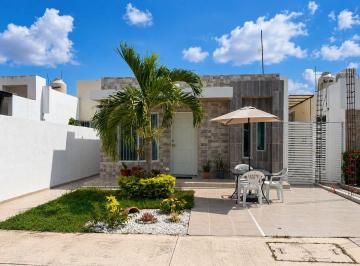 d5d44fb56329575dcfca64c5d56d098eb969f2c33a841be58fddfa73afb04308 · Casa en Venta en Ciudad Caucel de Una Planta