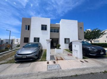 Foto 1 · Amplísimo Departamento de 172 m² en Renta en Querétaro en Privalia Ambienta.