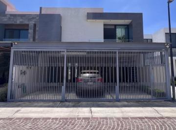Foto 1 · Casa en Venta en Querétaro en Cumbres del Lago Juriquilla