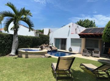 Casa de 4 habitaciones, Xochitepec · Casa en Venta Ubicada en Colinas de Sta. Fe, Xochitepec Morelos