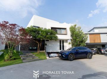 Casa en condominio · 501m² · 3 Recámaras · 4 Estacionamientos · Casa en Venta Fracc. Residencial Los Sueños Zapopan