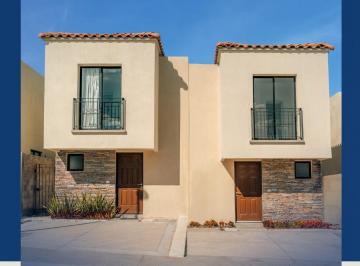 Casa · 89m² · 2 Recámaras · 1 Estacionamiento · Maravillosa Casa en Venta de 2rec a 15 Mins del Centro de Querétaro