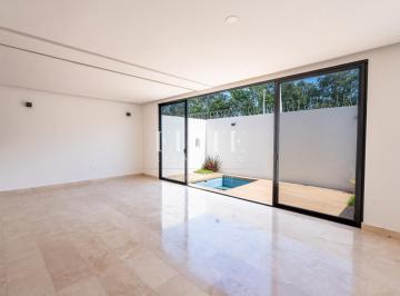 Casa · 204m² · 4 Recámaras · 2 Estacionamientos · Casa de 4 Recámaras en Venta en Residencial Aqua