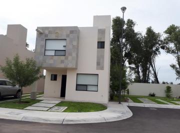Casa de 3 habitaciones, Querétaro · Amplio Terreno de 196 m² y Estacionamiento Para 4 Autos! Casa Sequoia