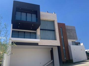 Casa en condominio en Venta de 3 habitaciones El Calvario · Vilatana Casa Moderna en Venta