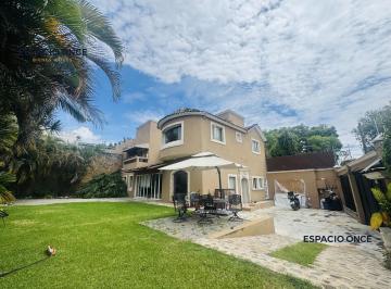 Casa · 340m² · 5 Estacionamientos · Casa en Buenavista