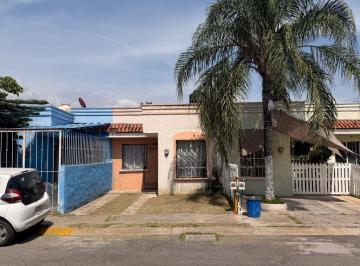 Casa en condominio · 60m² · 2 Recámaras · 1 Estacionamiento · Casa de un Nivel en Venta en Fraccionamiento Real del Valle