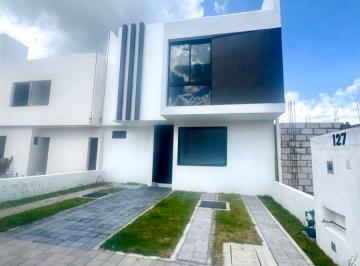 Casa de 3 habitaciones, Querétaro · Preserve Juriquilla, Reserva Petirrojo