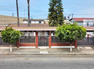 Casa · 263m² · Casa en Venta, Valle Dorado, Ensenada, B. C.