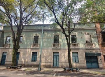 Casa · 400m² · 4 Recámaras · Casa en Roma Norte, con Uso de Suelo
