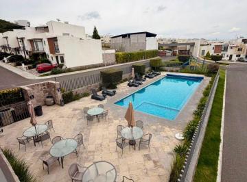 Casa de 3 habitaciones, Querétaro · Casa en Venta con Jardin y Roof en Juriquilla