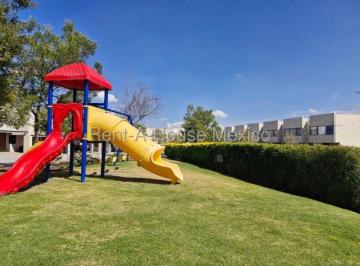 Casa en condominio de 3 habitaciones, El Marqués · Casa en Renta en Acento, Zizana
