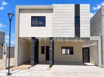 Casa · 230m² · 3 Recámaras · 2 Estacionamientos · Venta Casa Nueva en Hacienda El Milagro Arteaga
