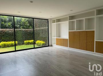 Casa · 345m² · 3 Recámaras · 3 Estacionamientos · Casa en Condominio en Venta en Las Aguilas