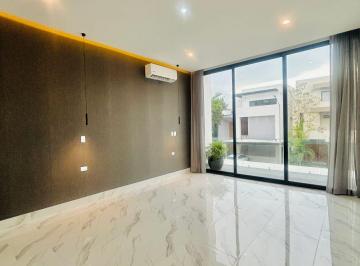 Casa de 4 habitaciones, Cancún · Casa en Renta en Cancún 4 Recs Vía Cumbres