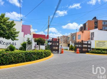 Casa · 141m² · 3 Recámaras · 1 Estacionamiento · Casa en Venta Alado de Uaeh en Privada Las Reinas