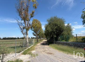 Terreno / Lote · 7067m² · 3 Recámaras · Terreno Agroindustrial en Venta San Luis de La Paz Guanajuato