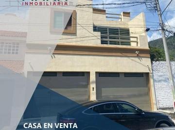 1 · Casa en Venta en Col. San Juan, Tepic, Nay.