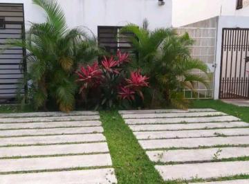 Casa · 129m² · 4 Recámaras · 2 Estacionamientos · Casa en Venta Residencial Palma Grand, Puerto Morelos, Quintana Roo